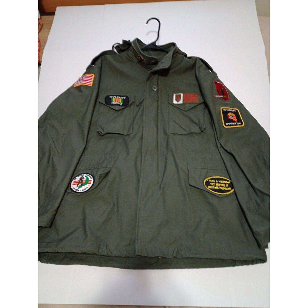 Vietnam Era Memorial Cold Weather Field Coat Large Patches Alpha Industries